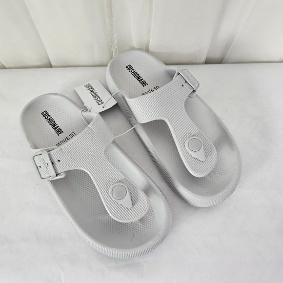 Cushionaire Flo Cloud Thong Sandal Light Gray Size 9 NWT - Picture 2 of 6